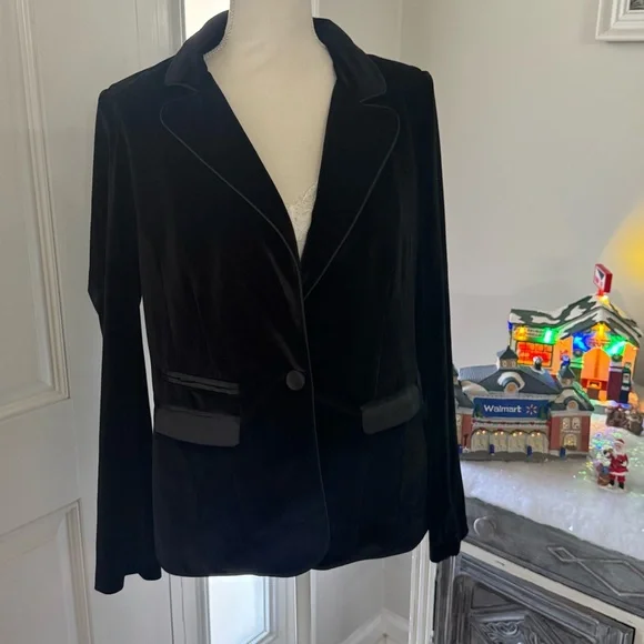 Fate Black Velvet Women's Blazer size large - Picture 8 of 13